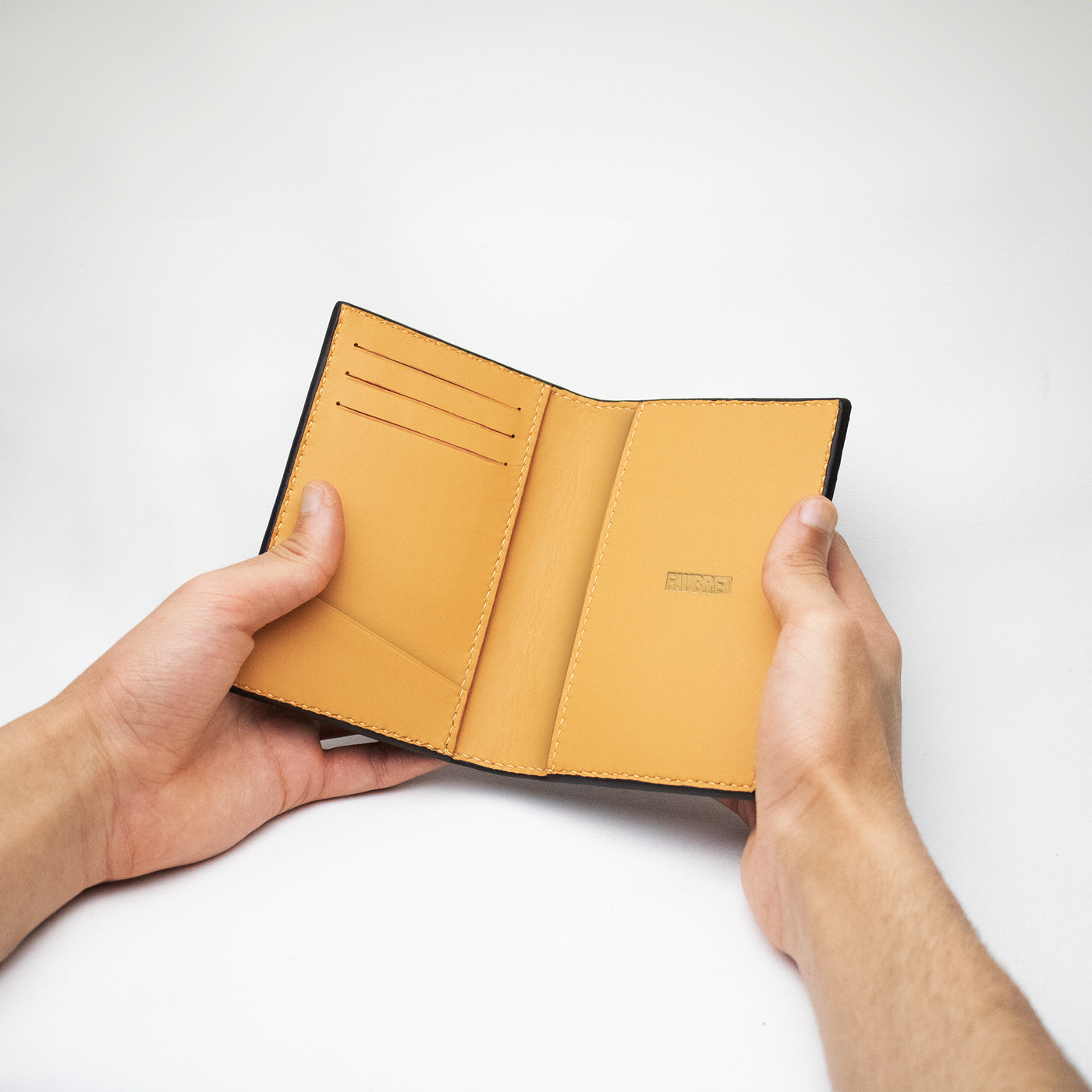 Protège Passeport Femme